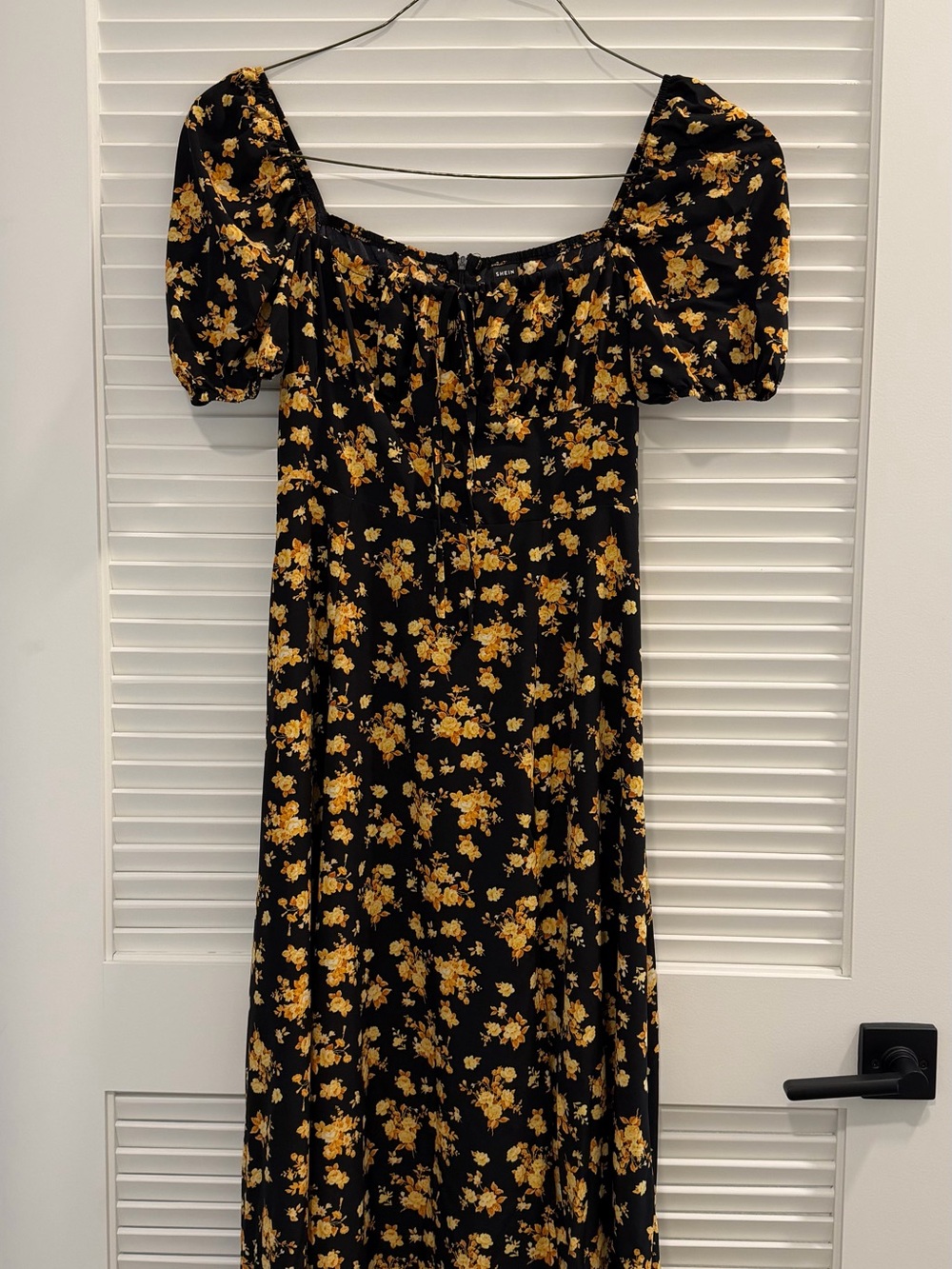 Black and Yellow Floral Puff-Sleeve Midi Dress